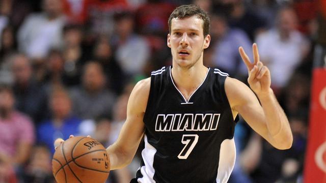 更是对球员 更是对球员