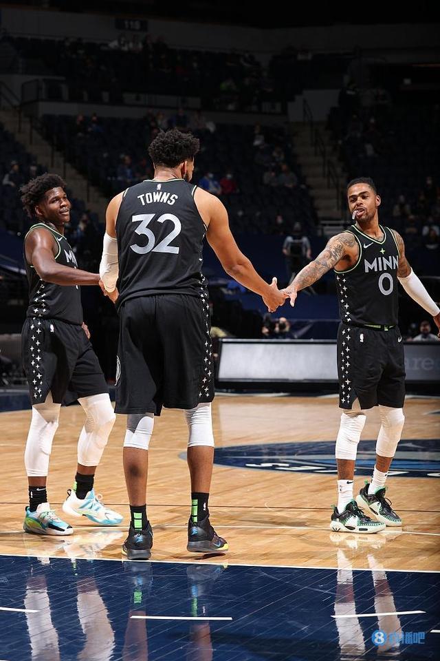 一个鲜活的 一个鲜活的