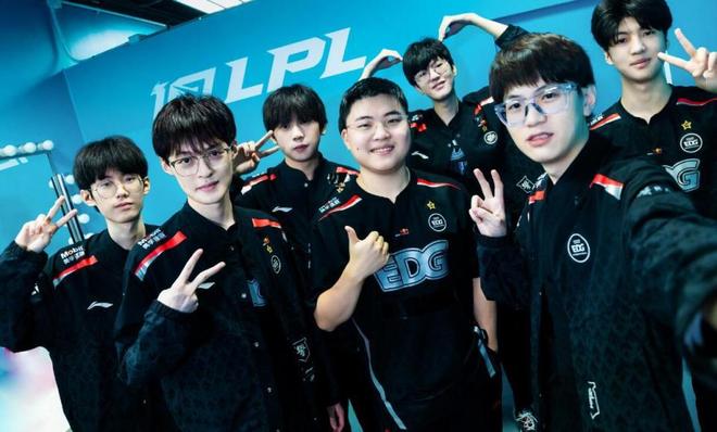 巴萨防守线 巴萨防守线