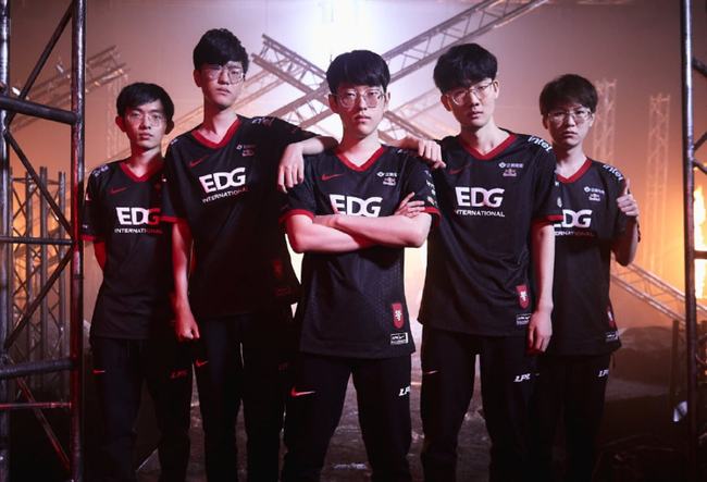 莱万多夫斯 莱万多夫斯